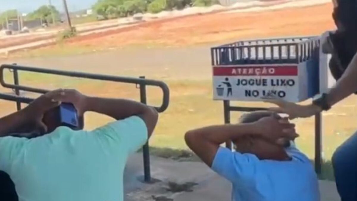 Pai e filho são presos com drogas em terminal rodoviário no Piauí