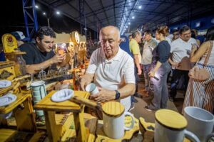 Deputado Júlio César acompanha programação de negócios e inovação na Expo Piracuruca 2026